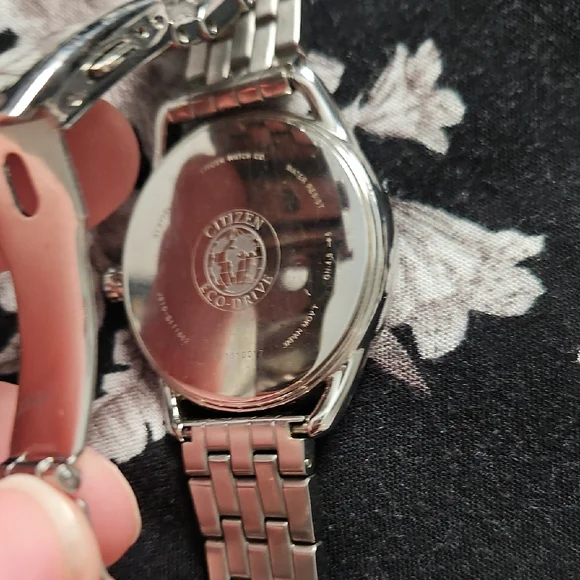 Citizen Women's Eco-Drive Watch with Crystal Accents - Picture 8 of 13